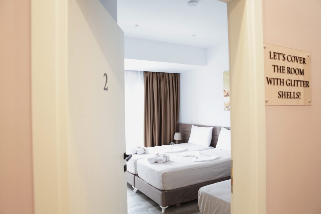 bebis rooms, bebis hotel, orikum, vlore, hotel albania